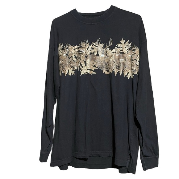 Nunavut Adventures Pullover long Sleeve Tshirt with Deer on the front. Size M - Picture 2 of 7